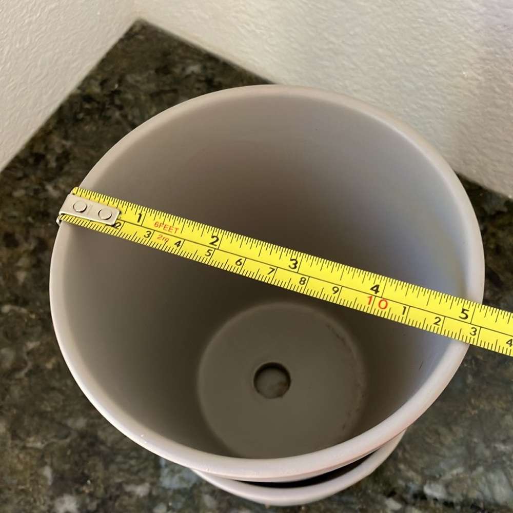 Ceramic Planter with Saucer - Picture 6 of 8